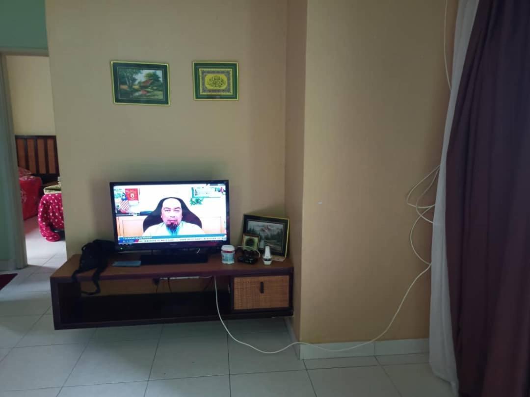 Zous Homestay Бантинг Экстерьер фото